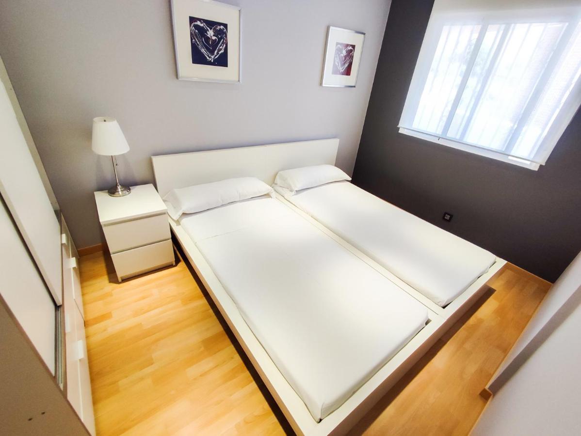 Mexico II Apartment กัมบริลส์ ภายนอก รูปภาพ